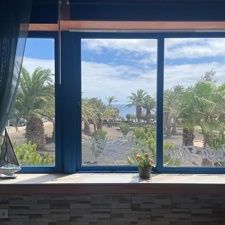 Costa Mar , Primera Linea Del Mar, 20 Metros De Playa Bastian Costa Teguise