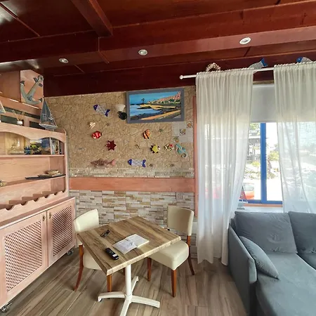Costa Mar, Primera Linea Del Mar, 20 Metros De Playa Bastian Apartman Costa Teguise
